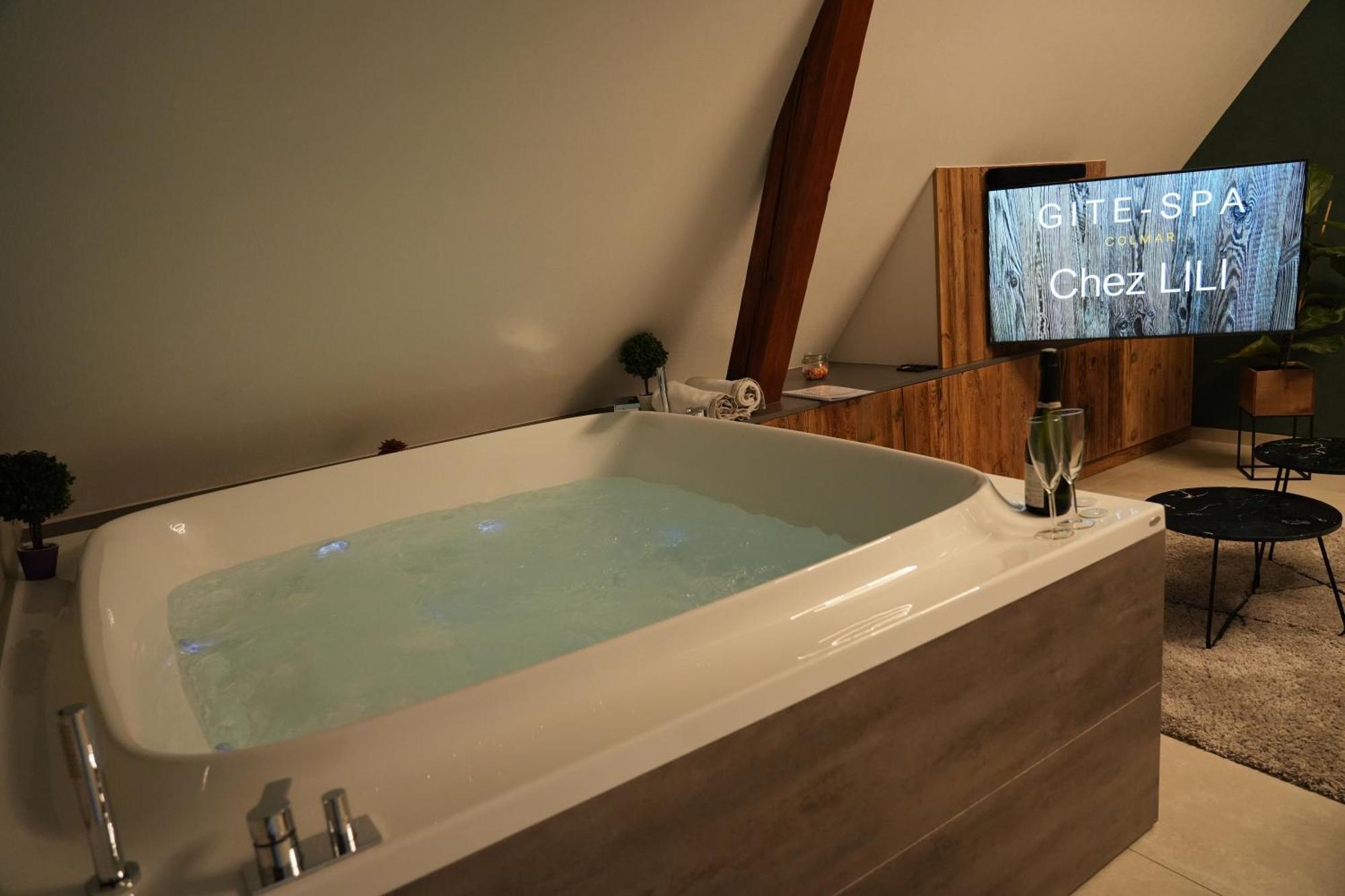 Gite Spa L'Atelier Emile - Spa Privatif - 5 Min Colmar Sainte-Croix-en-Plaine Exterior foto
