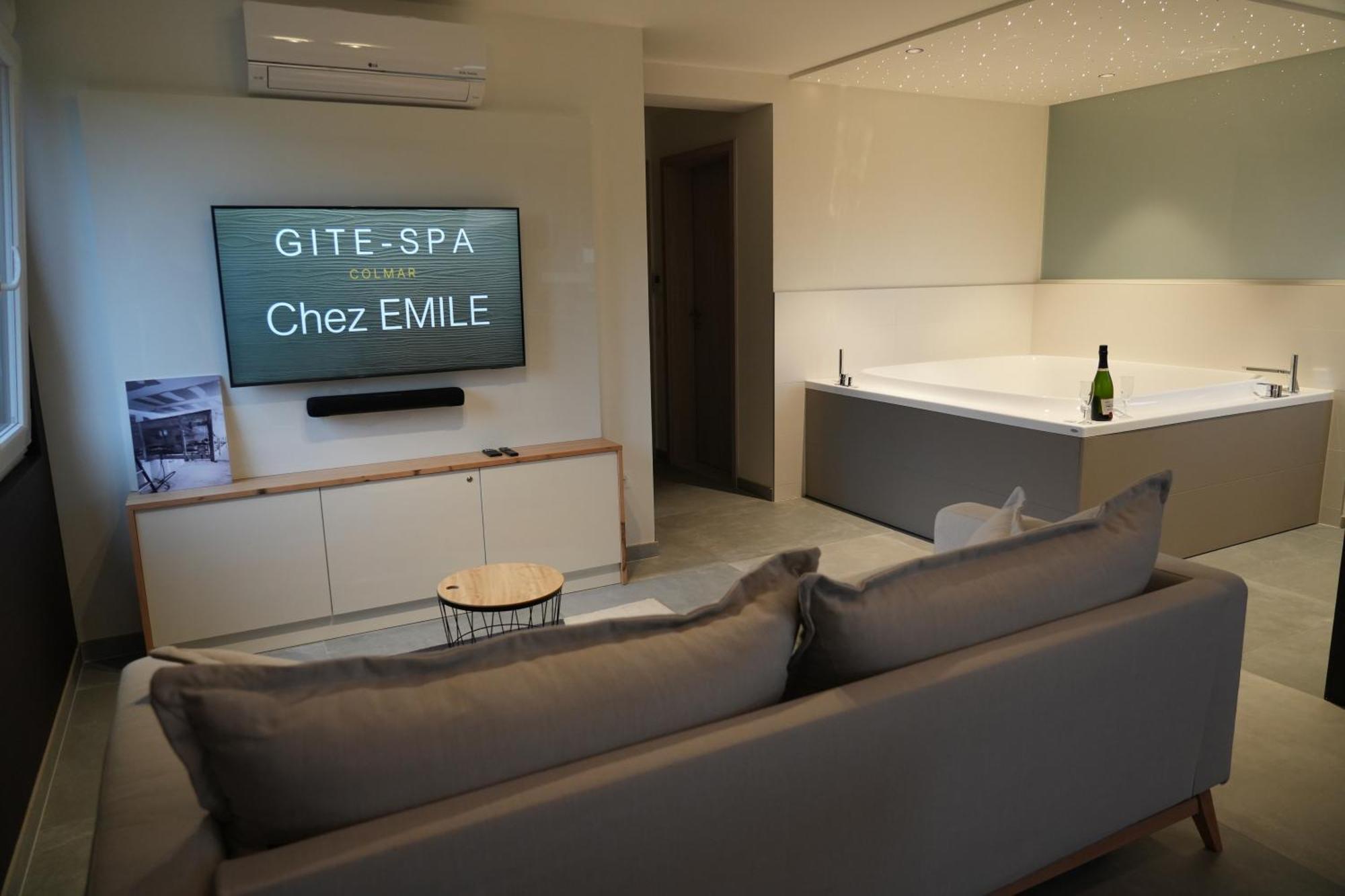 Gite Spa L'Atelier Emile - Spa Privatif - 5 Min Colmar Sainte-Croix-en-Plaine Cameră foto